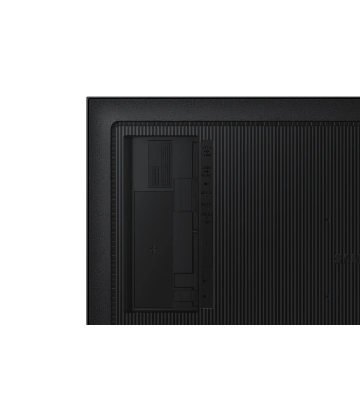 Ecran profesional 32 QM32C – Ultra slim, 24/7, usability intuitiva pentru signage business